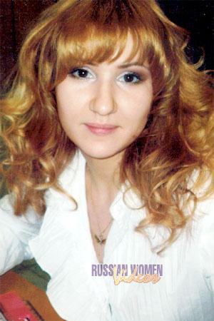 84405 - Alena Age: 31 - Russia